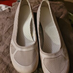 Merrell Cream Flats Breathable Mesh Design